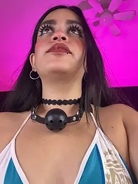 צ'אט XXX בשידור חי של Cris_BDSM