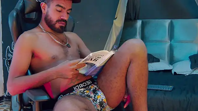 Miguell_Angelo live XXX chat