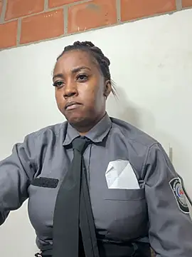 دردشة CiaraEbony الجنسية المباشرة