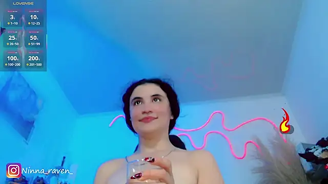 Ninna_ravenn's Live XXX Chat
