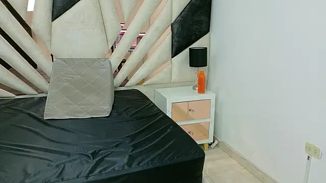 LunaySebastian লাইভ XXX চ্যাট