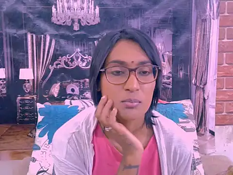 IndianRebel4u2Luv Adlı Modelin Canlı XXX Sohbeti