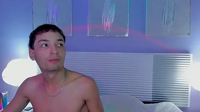dstevoraのライブXXXチャット