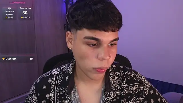 Chatroom XXX en direct de james_jonnes_