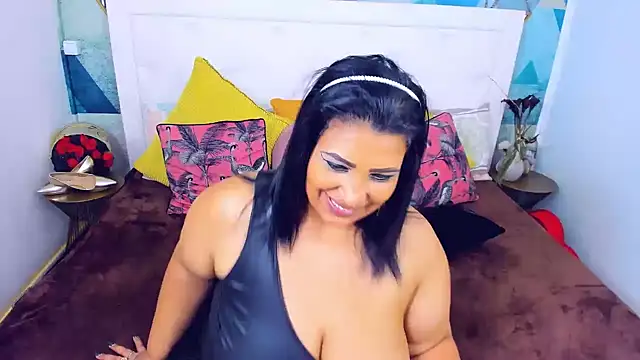 Онлайн чат XXX AmyCubes