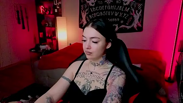 Czat XXX na żywo – Magic_Allie