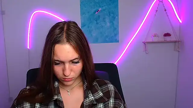 Holly_Mooon_ Live XXX-Chat
