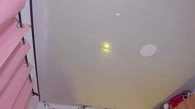 Lya_333のライブXXXチャット