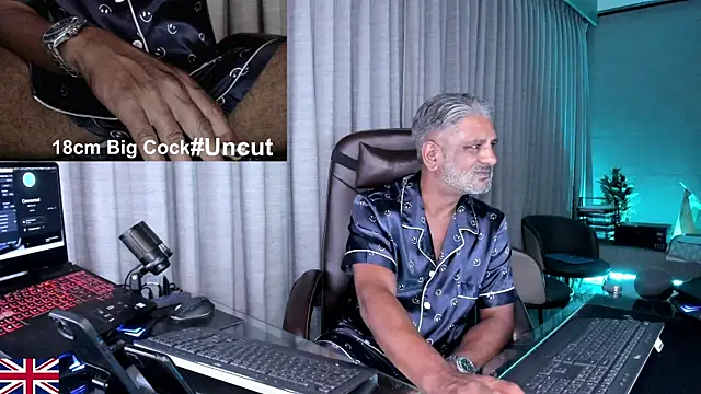XXX chat uživo modela OnlineBossUK