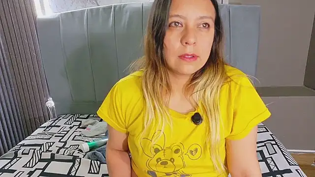 sami_1_8 Live XXX Chat