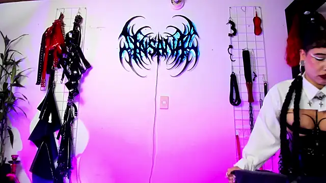irregular_fetish_'s Live XXX Chat