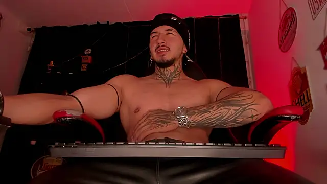 Chatroom XXX en direct de the_beast_master_