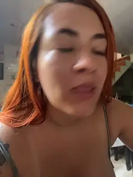 eva__xox Adlı Modelin Canlı XXX Sohbeti