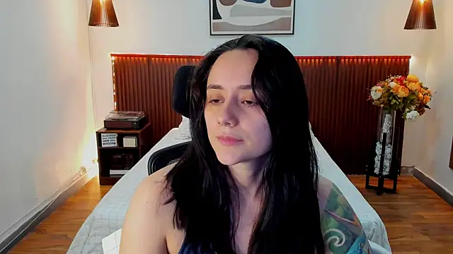 KatherineBond 现场XXX聊天