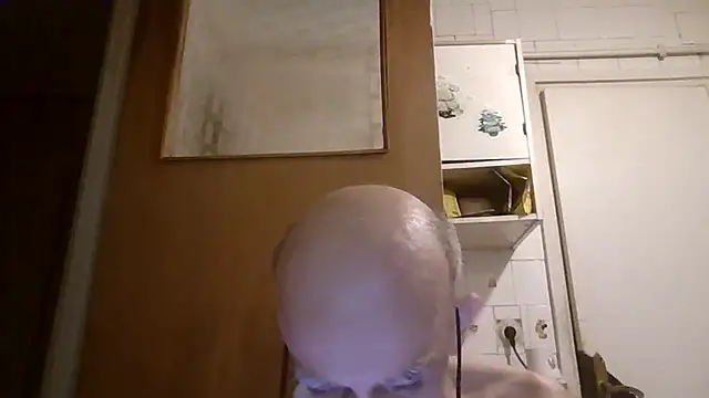 mariusica1@xh Chat XXX live