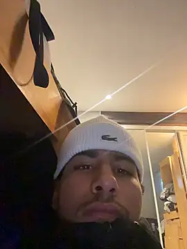 Show modela johnycash21 na web-kameri
