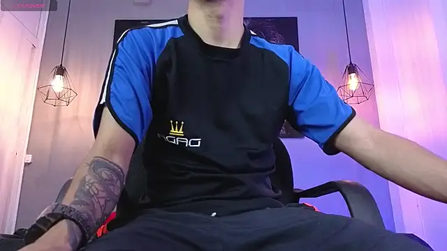 Zack_isback's Live XXX Chat