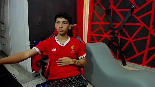 Chat XXX en directo de efrain_boy
