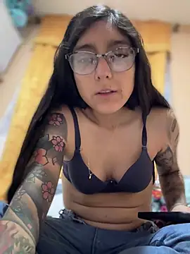 PamelaFtMia's Live XXX Chat