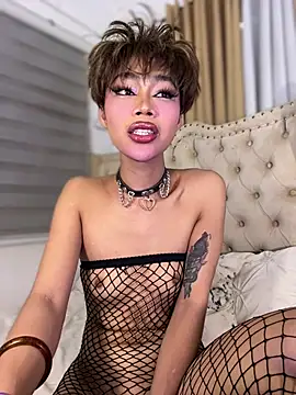 Innocent_yanixx69のウェブカメラショー