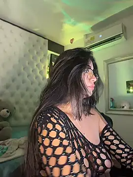 ZarahEvans Chat XXX in diretta