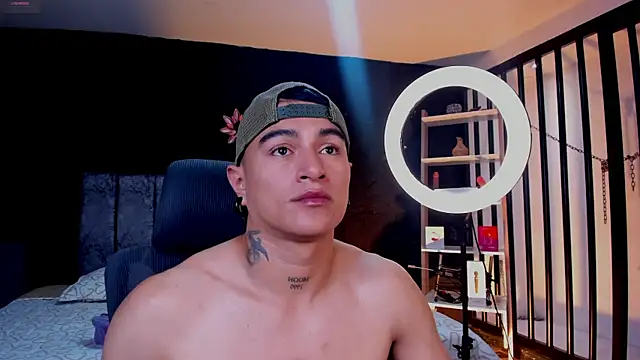 LiamDeep Live XXX-Chat