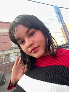 KattalellaGomez's Live XXX Chat