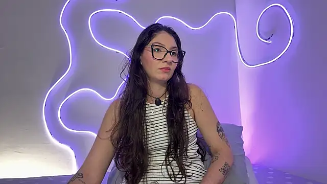 دردشة DianaSato الجنسية المباشرة