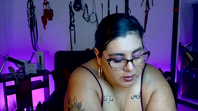 AndreaKinky's Live XXX Chat