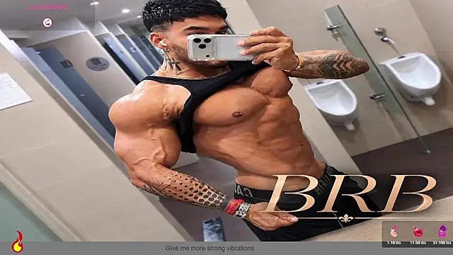 Czat XXX na żywo – zac_levis_