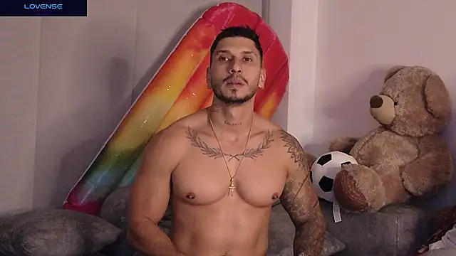 Chat +18 de Seth_Vegaa ao vivo