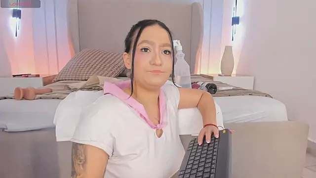 babepollyのライブXXXチャット