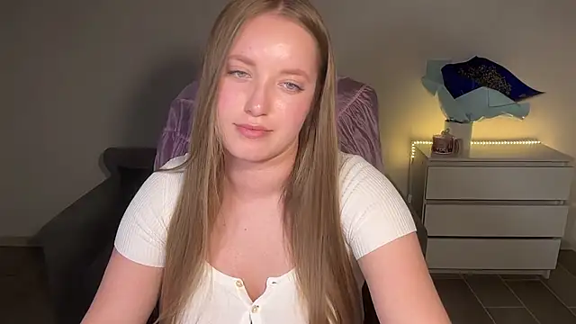 EvaMaddison Obrolan Langsung XXX