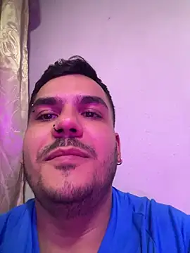 LatinBearX Live XXX Chat