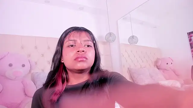 tamara_portec Adlı Modelin Canlı XXX Sohbeti