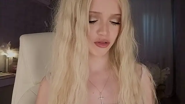 צ'אט XXX בשידור חי של I_am_joss
