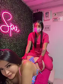 Chatroom XXX en direct de Sara_fun