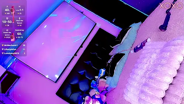 Thalia_girl21 现场XXX聊天