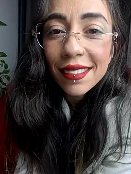 Steph_Oliveira 现场XXX聊天