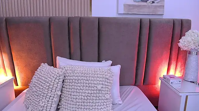 SaraLugo Chat XXX in diretta