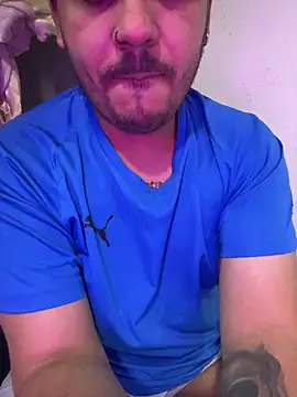 LatinBearX live XXX chat