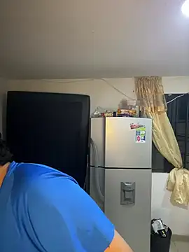 LatinBearX Live XXX Chat