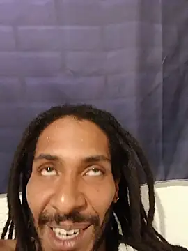 Mikaaa97 现场XXX聊天