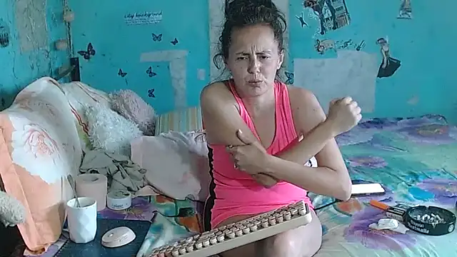 brighteyes77's Live XXX Chat