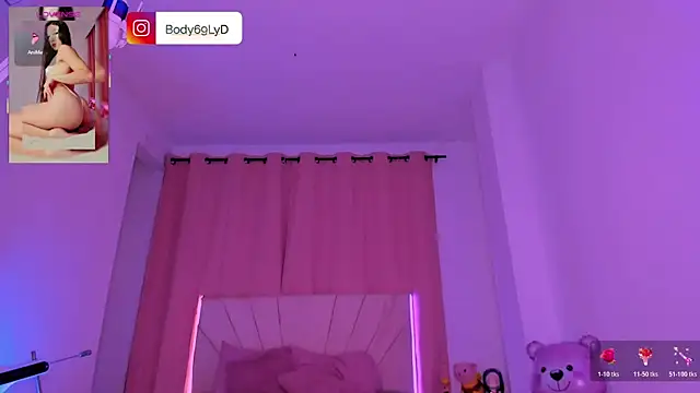 Body69ld's Live XXX Chat