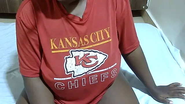 Chat XXX en directo de RawHoneyXO_