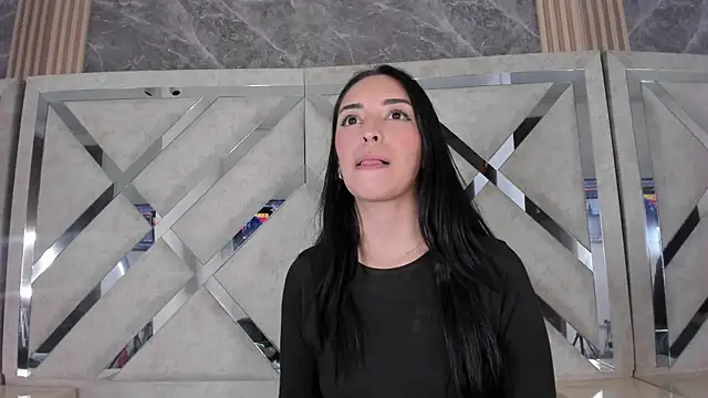 Violeta_Harlow 现场XXX聊天