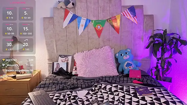 Emilly-hall – Naživo XXX chat