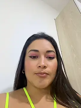 Tatiana123_ 现场XXX聊天