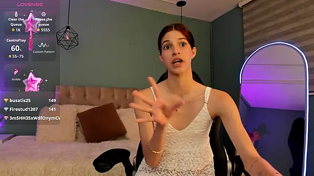 Nora_Vennucci 现场XXX聊天